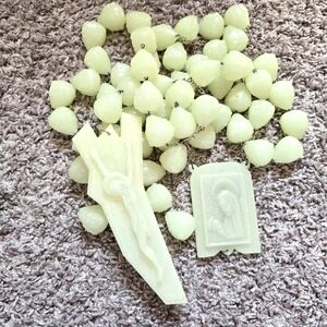 Large‎ Luminous Wall Rosary, 158cm Drop, 170mm Crucifix, Madonna Centerpiece.